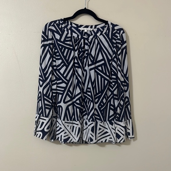 Annie Griffin Women’s Navy and White Geometric Print Silk Top Sz Large - Picture 1 of 8